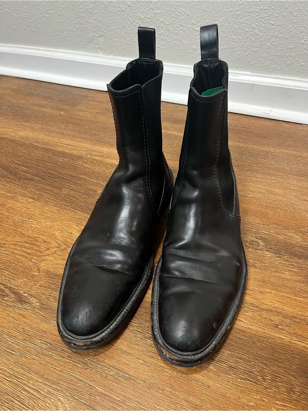 Gucci Black Leather Chelsea Pull On Boots Size 9.5 - Picture 3 of 9